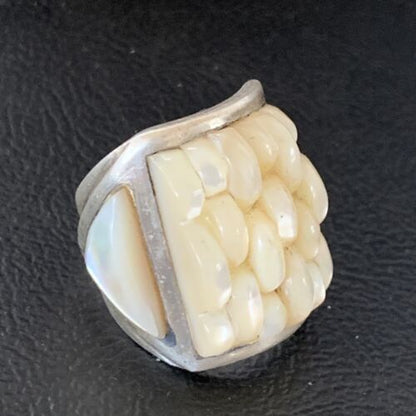Native American White Mother of Pearl Inlay Ring | Navajo Sterling Silver | Sz 7 | 12863 - Masha USA