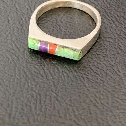 Southwestern Navajo Green Gaspeite Sugilite Red Coral Inlay Ring | Sz 6 | 10991