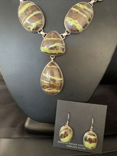 Navajo Green Gaspeite Necklace Choker Earrings Set | Sterling Silver Pendant | 19" | Authentic Native American Handmade | 13793