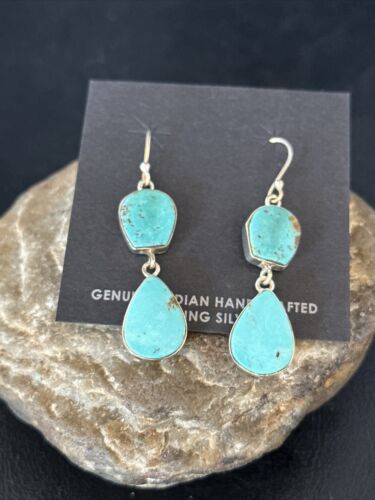 USA Kingman Turquoise Handmade Navajo Sterling Silver Dangle Earrings 14579