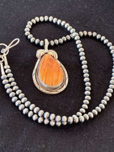 Navajo Orange Spiny Oyster Pendant Necklace | Sterling Silver | Authentic Native American Handmade | 00325