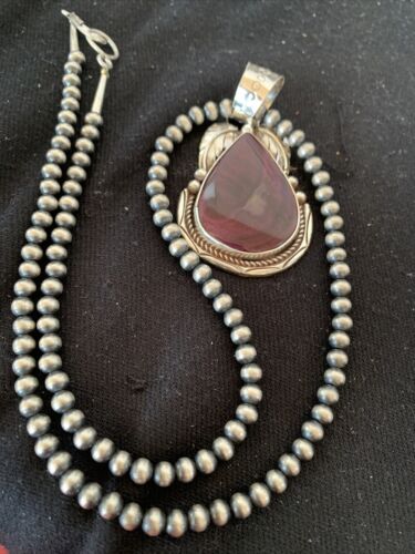 Navajo Purple Spiny Oyster Pendant | Sterling Silver | Authentic Native American Handmade | 804