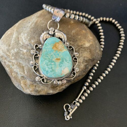Women's Navajo Pearls Necklace with Green Royston Turquoise Pendant | Sterling Silver | 12291