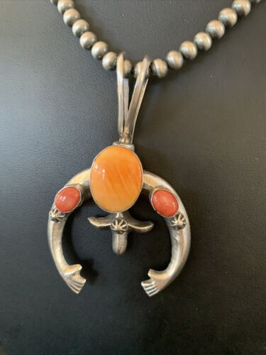 Navajo Pearl Necklace with Sterling Silver Naja Pendant | Orange Red Spiny Oyster | 11698