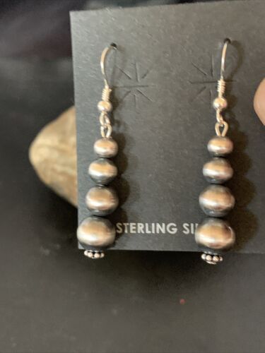Native American Navajo Pearls Earrings | Sterling Silver | 1.5" | 13201 - Masha USA