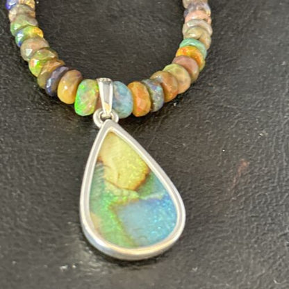 Southwestern Women's Green Opal Pendant Necklace | Sterling Silver | 17" | 14420