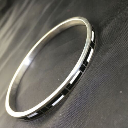 Native American Sterling Silver Bangle | Black Onyx & Mother of Pearl Inlay Bracelet | 10197