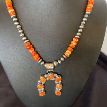 Navajo Pearls Sterling Silver Necklace | Orange Spiny Oyster Naja Pendant | 11346