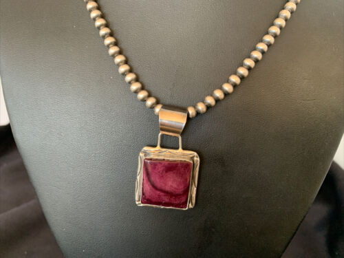 Navajo Pearls Purple Spiny Oyster Pendant Necklace | Sterling Silver | Authentic Native American Handmade | 10949