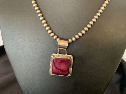 Navajo Pearls Purple Spiny Oyster Pendant Necklace | Sterling Silver | Authentic Native American Handmade | 10949