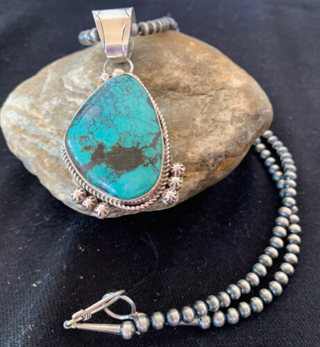 Navajo Pearls Necklace with Spiderweb Turquoise Pendant | Sterling Silver | Authentic Native American Handmade | 00810