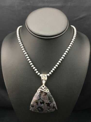 Native American Agate Pendant | Navajo Pearls Sterling Silver Necklace | 4382