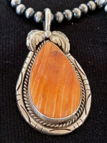 Navajo Orange Spiny Oyster Pendant Necklace | Sterling Silver | Authentic Native American Handmade | 00325