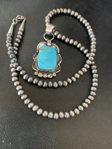 Men's Navajo Pearls Sterling Silver Necklace | Blue Kingman Turquoise Pendant | 12967