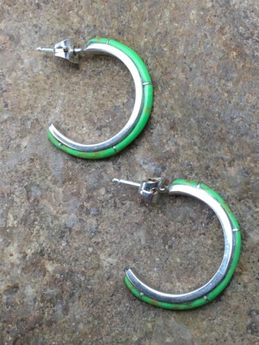 Native American Sterling Silver Green Gaspeite Earrings | 0.8" | 1412 - Masha USA