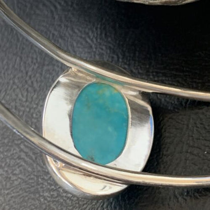 Minimalist Women's Blue Kingman Turquoise Cuff Bracelet | Sterling Silver | 12870
