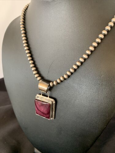 Navajo Pearls Purple Spiny Oyster Pendant Necklace | Sterling Silver | Authentic Native American Handmade | 10949