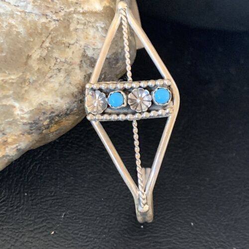 Handmade Women's Sterling Silver Blue Kingman Turquoise Cuff Wire Bracelet | 12879