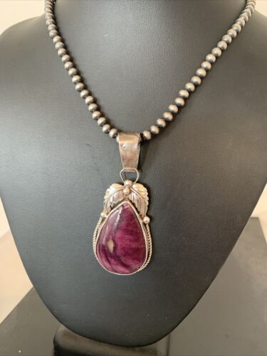 Navajo Purple Spiny Oyster Pendant | Sterling Silver | Authentic Native American Handmade | 00802