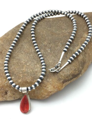 Navajo Red Spiny Oyster Pendant Necklace | Sterling Silver | Authentic Native American Handmade | 4412