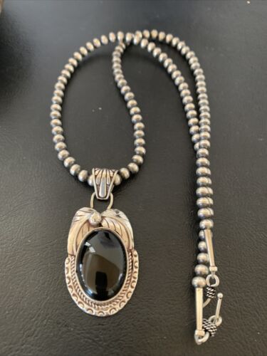Navajo Pearls Black Onyx Necklace | Sterling Silver | Authentic Native American Handmade | 1904