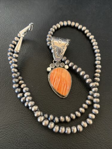 Navajo Orange Spiny Oyster Pendant Necklace | Sterling Silver | Authentic Native American Handmade | 13079