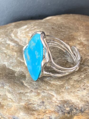 Navajo Blue Kingman Turquoise Ring | Sterling Silver Adjustable Wire | Sz 8 | 13536 - Masha USA