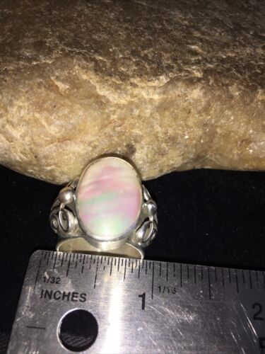 Southwestern Navajo White Mabe Pearl Ring | Sterling Silver | Sz 8 | 01726