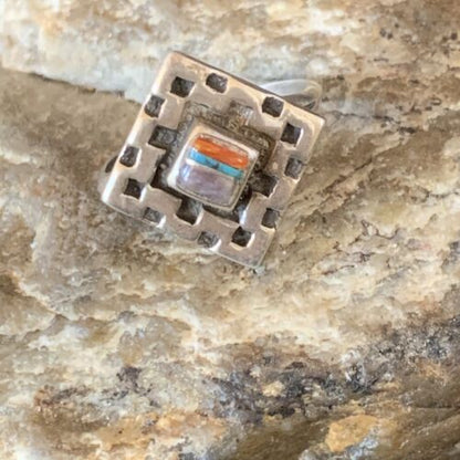 Native American Women's Navajo Sugilite Spiny Oyster Inlay Ring | Sz 8 | 13129 - Masha USA