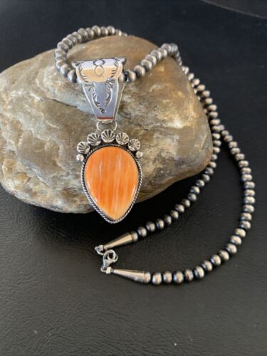 Native Navajo Sterling Silver Orange Spiny Oyster Necklace Pendant 13077