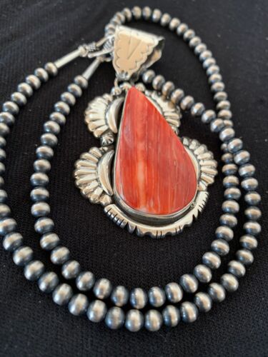 Navajo Spiny Oyster Pendant Necklace | Sterling Silver Pearls | Authentic Native American Handmade | 4628