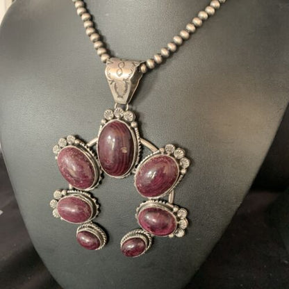 Navajo Purple Spiny Oyster Pendant Necklace | Sterling Silver Naja | Authentic Native American Handmade | 13989