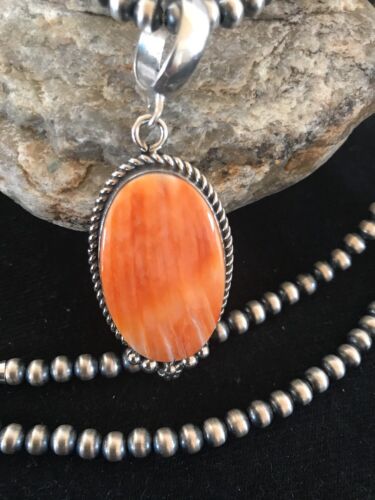 Spiny Oyster Pendant Necklace | Navajo Sterling Silver | Authentic Native American - Masha USA