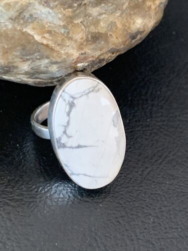 Southwestern Women's Navajo White Howlite Ring | Sterling Silver | Sz 8.5 | 11612