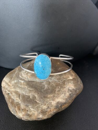 Women's Sterling Silver Blue Kingman Turquoise Cuff Bracelet | Authentic Native American Handmade | 14067