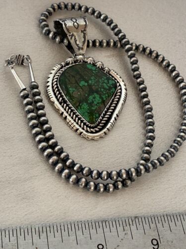 Navajo Pearls Necklace with Green Spiderweb Turquoise Pendant | Sterling Silver | Native American Handmade | 2984