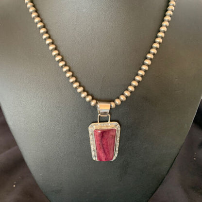Navajo Pearls Purple Spiny Oyster Pendant Necklace | Sterling Silver | Authentic Native American Handmade | 10947