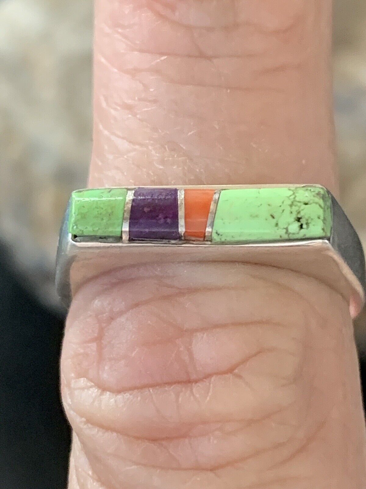 Southwestern Navajo Green Gaspeite Sugilite Red Coral Inlay Ring | Sz 7 | 02256