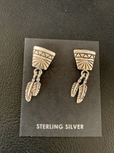 Old Pawn Women's Southwestern Stud Earrings | Sterling Silver Rug Design | 1" | 13041