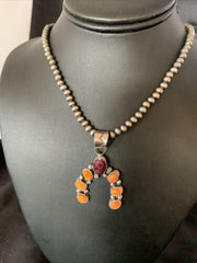 Navajo Pearls Sterling Silver Necklace | Spiny Oyster Cluster Naja Pendant | 12920