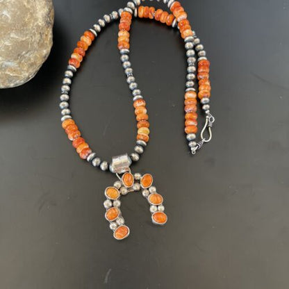 Navajo Pearls Sterling Silver Necklace | Orange Spiny Oyster Naja Pendant | 11346