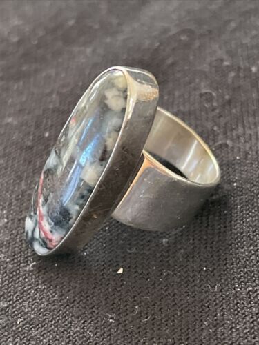 Native American Men's Cinnabrite Ring | Sterling Silver | White Black | Sz 7 | 1569