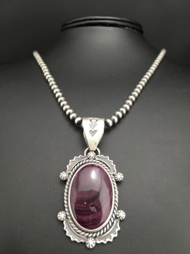Navajo Pearls Purple Spiny Oyster Pendant Necklace | Sterling Silver | Authentic Native American Handmade | 4897