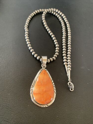Navajo Men's Orange Spiny Oyster Pendant Necklace | Sterling Silver | Authentic Native American Handmade | 01760