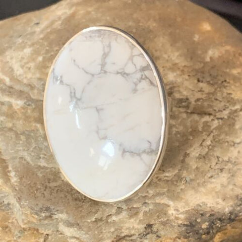 Native American Women's Navajo White Howlite Ring | Sterling Silver | Sz 8 | 11725