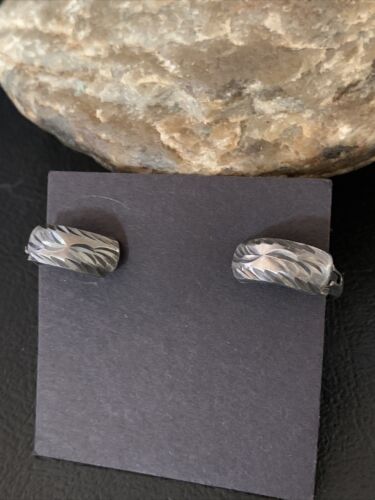 Old Pawn Diamond Cut Sterling Silver Hoop Stud Earrings | 0.25" | 13011