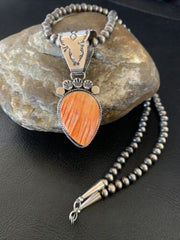 Navajo Orange Spiny Oyster Pendant Necklace | Sterling Silver | Authentic Native American Handmade | 13079