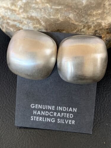 Old Pawn Women's Southwestern Oval Stud Earrings | Sterling Silver | 1" | 13003