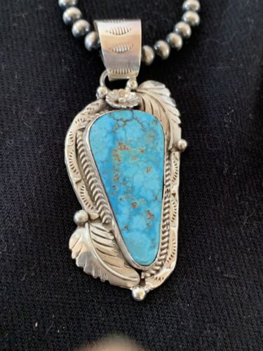 Navajo Pearls Necklace with Blue Kingman Turquoise Pendant | Sterling Silver | 391