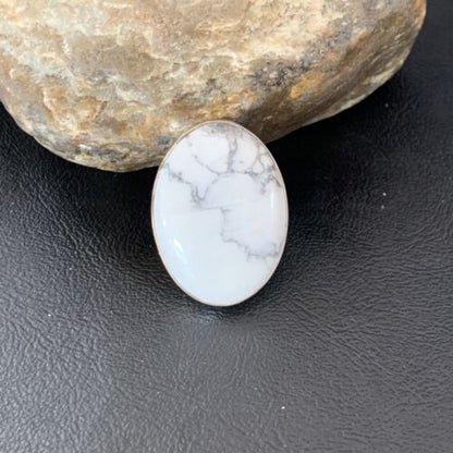 Native American Women's Navajo White Howlite Ring | Sterling Silver | Sz 8 | 11725